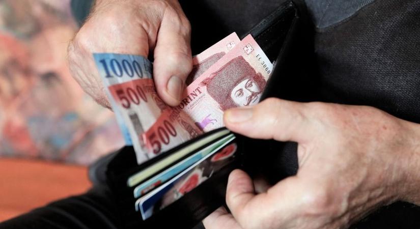 Táppénz 2026: Jelentősen nő a táppénz és a gyermekgondozási díj alapja januártól