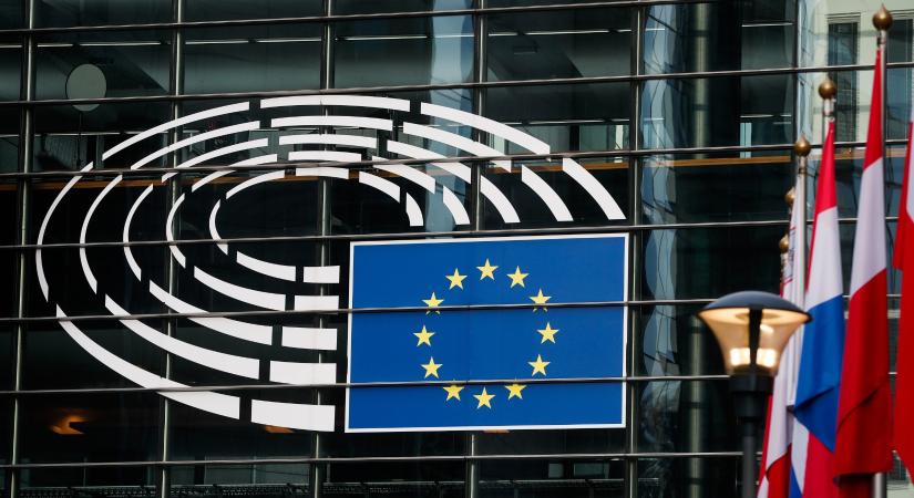 Milliárdos ingatlanügy és csalással szerzett százmilliós támogatások gyanúja vetül az EU csúcsvezetőire