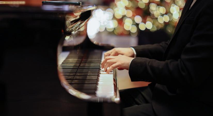 Elképesztő roham a karácsonyi koncertekért Budapesten: van, ahol 120 ezer forint a jegy, mégis elkapkodják