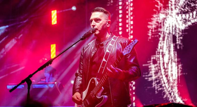 Ákos a mai zenékről: Sajnálom azokat, akik erre fognak nosztalgiázni 20 év múlva egy céges bulin középvezetőként