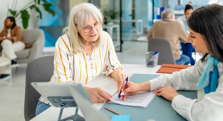 Váratlan segítséget kapnak a banki ügyfelek – sokan jól járhatnak az újítással Angliában