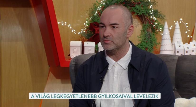 Árpád sorozat- és tömeggyilkosokkal levelez, hogy megértse a bántalmazó személyiségeket