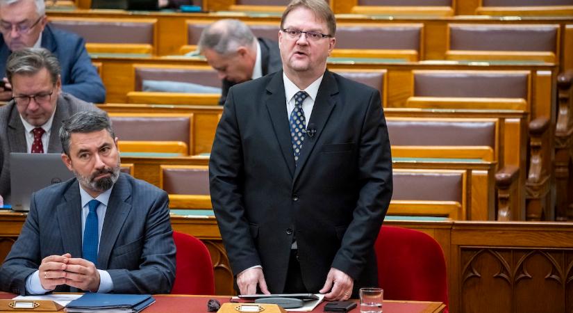 Répássy Róbert: A közérdekű munka hozzájárulhat a biztonság erősítéséhez