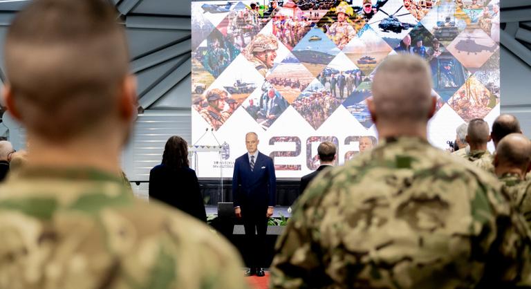 Állománygyűlésen derült ki, hogy mire számíthatnak a magyar katonák, több bejelentés is történt