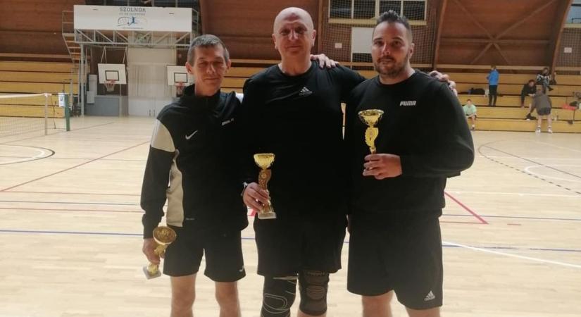 Ezüstérmet nyert a szolnoki trió az országos bajnokságon