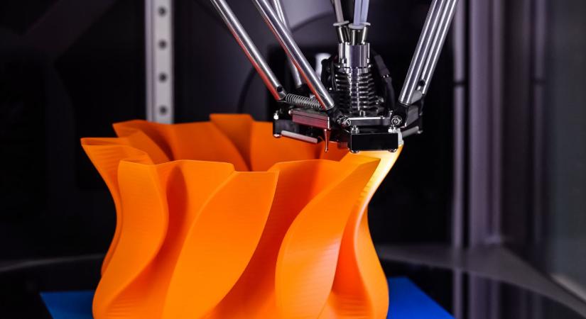 A gyógyítást segítő 3D nyomtatóközpontot alakítottak ki Szegeden