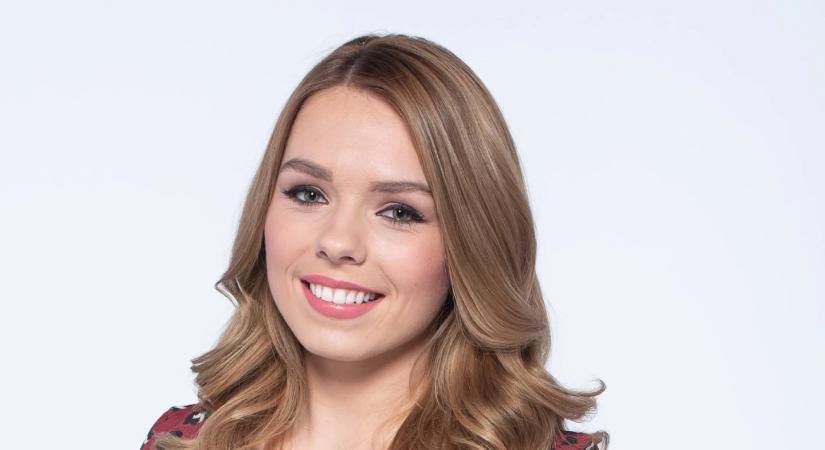 Karácsonyi recept: készítsd el Rácz-Gyuricza Dóri gesztenyekrémmel töltött palacsintáját!