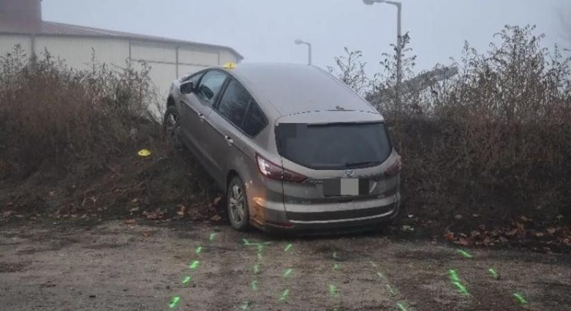 Súlyos baleset Faddon: rohantak a mentők, egy anya és négy gyermeke sérült meg