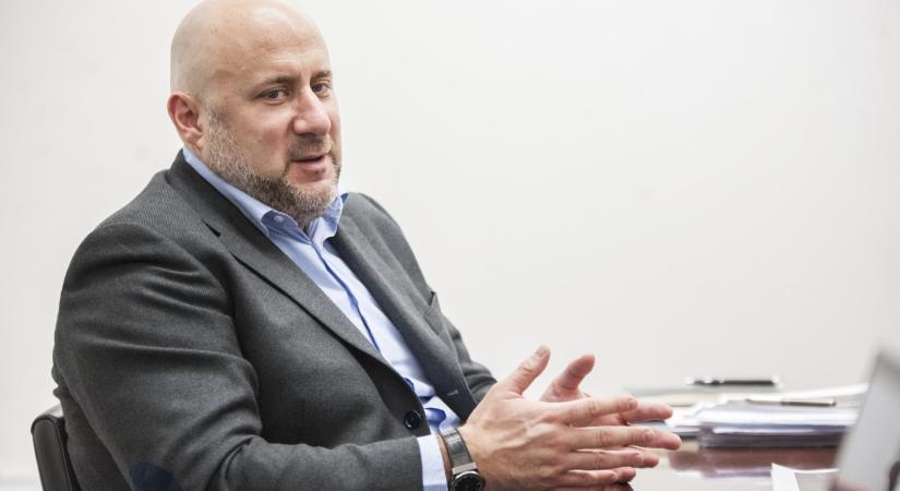 Összesen 72 milliárdot fizethet a 4iG műsorszóró cégéért az állam, Mészáros Lőrinc bankjától is vettek fel hitelt