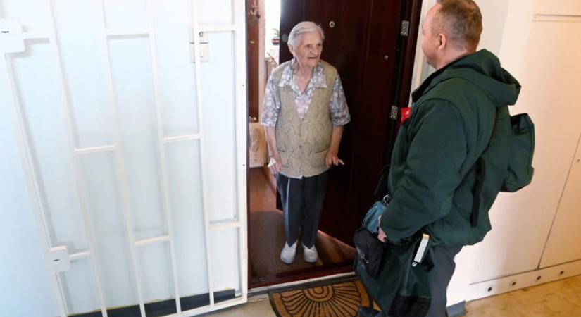 700 ezer idős van a szegénység határán, miközben 19 éve nem nő a nyugdíjminimum