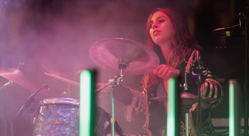 Kubik Cseni: Elvégeztük az egyetemet, agrárcég helyett zenekar lett az eredménye