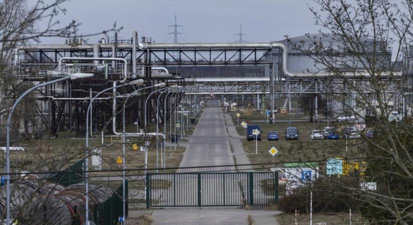 Súlyosan megsérült Németország egyik legfontosabb olajvezetéke