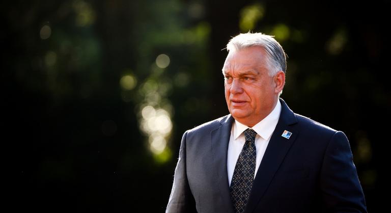 Az elemző szerint felérne egy politikai öngyilkossággal, ha ezt meglépné Orbán Viktor