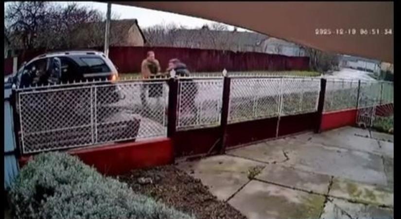 Emberrablásnak tűnő képsorok Kárpátaljáról: magyar férfi lehet a kényszersorozás egyik újabb áldozata (Videó)