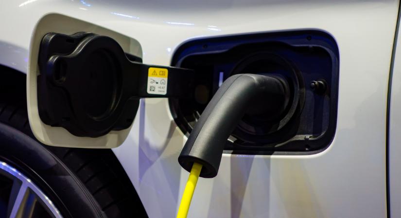 Elektromos autót vennél? Jól gondold át előtte, óriási bukta lehet a vége