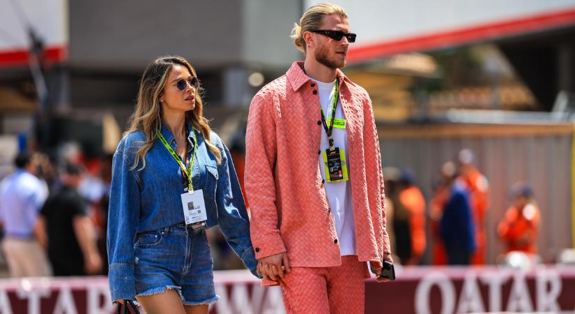 Karácsonyfa előtt jelentette be, gyermeket vár a népszerű műsorvezető