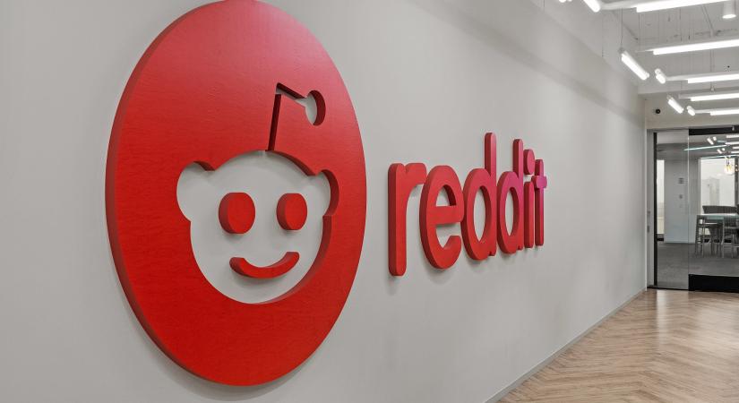 A Reddit megkezdi a kzszereplk hitelestst