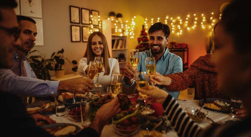 Karácsony idegenekkel: „Van, hogy az embernek új családot kell gyűjtenie magának"