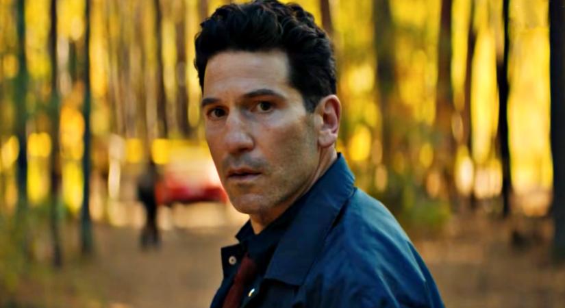 Minden történetnek két oldala van: Megérkezett az első előzetes a Netflix közelgő sötét krimisorozatához, amelyben még Jon Bernthal nyomozója is gyanúsított a gyilkossági ügyben