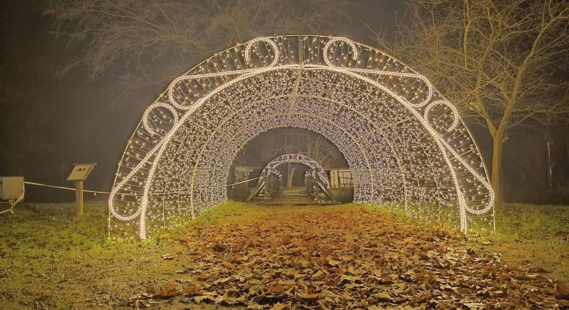 Sártengerre panaszkodtak a skanzen látogatói, a Fények Falva így lett csúszásmentes