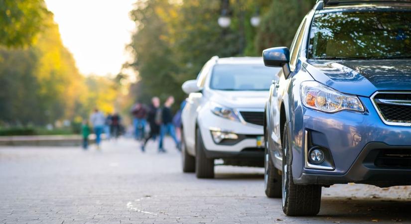 Gyakoribb lenne a műszaki vizsga a tíz évnél korosabb autóknál? Erről született döntés
