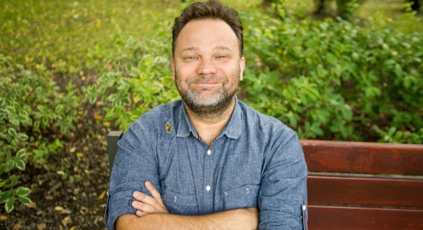 Marad a kispesti díszpolgári cím Aranyosi Péternél: „Örülök, hogy a kispesti önkormányzat tudott egy-két göröngyöt gördíteni a diktátor elé”