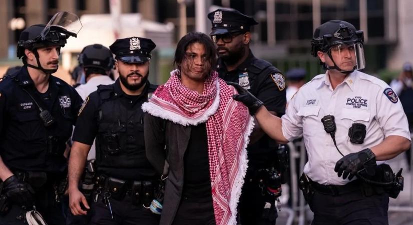 Kiderült, hány migráns hagyta el az USA-t Trump szigorú bevándorlási politikája nyomán