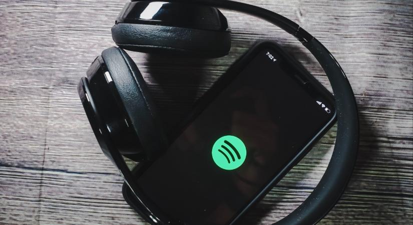 Kikerülhetjük az idegesítő ajánlatokat a Spotifyon: jönnek az egyénre szabott lejátszási listák