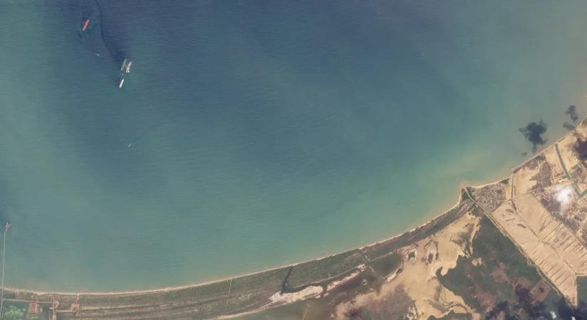 Az Egyesült Államok hat hajóra és a venezuelai elnök rokonaira is szankciókat vezetett be