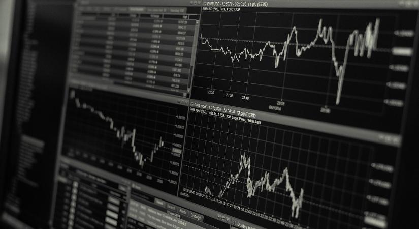 Kissé gyengült a forint péntek reggelre