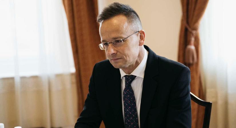 Szijjártó Péter: a NATO-főtitkár hátba szúrta a béketárgyalásokat