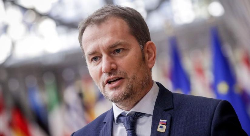 „Mi van, te f*sz?!” – balhé a szlovák parlamentben, vizespalackkal dobták meg a volt miniszterelnököt (VIDEÓ)