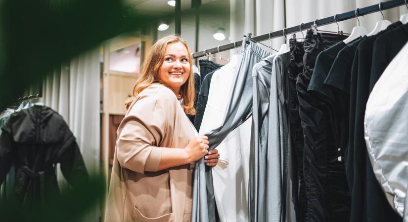 Igény van, választék nincs: ezért nem találsz az ünnepekre L-esnél nagyobb méretű ruhát