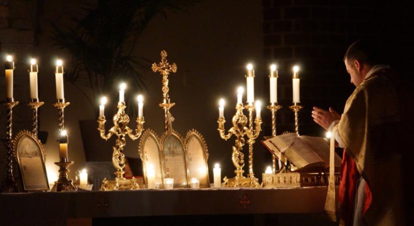 Advent: a csend forradalma