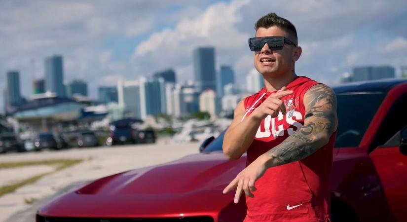 Látványos videoklipet forgatott a székesfehérvári tartalomgyártó – videó