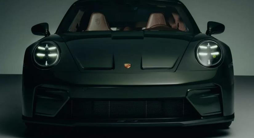Különleges 911 GT3-mal rukkolt elő a Porsche