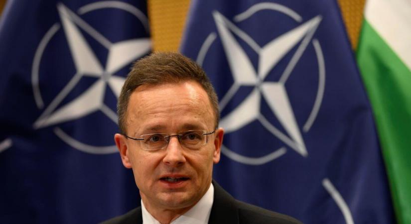 Szijjártó Péter már reggel felszólította a NATO főtitkárát