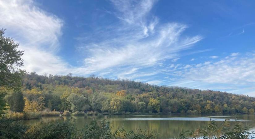 Ezernyi ok, hogy meglátogassuk a Malomvölgyi I-es tavat