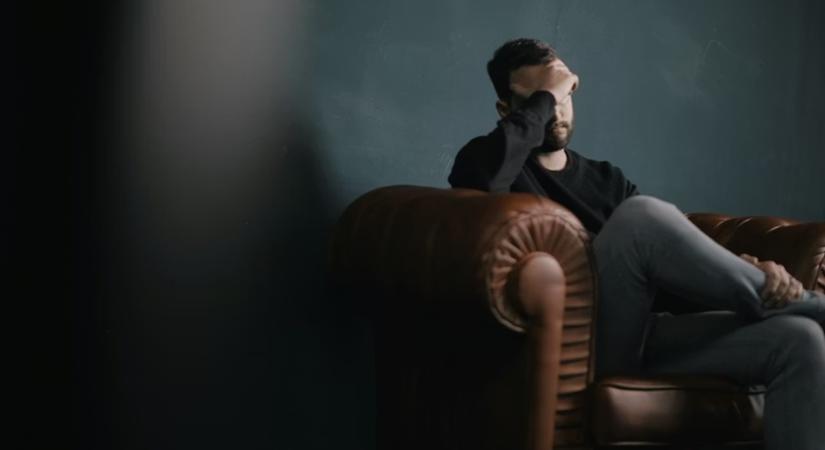 Mit mondjunk – és mit ne – amikor valaki gyászol? Egy pszichológus tanácsai, empatikusan