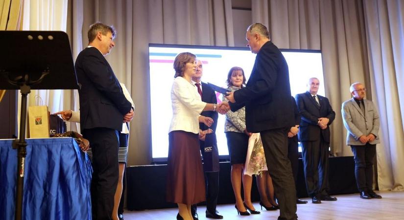 Jubileumi gálával ünnepelték a 10. szülinapot