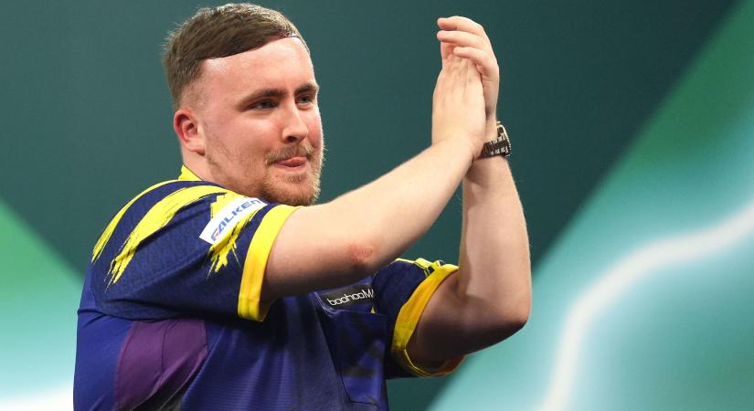 Kötelező győzelemmel kezdte címvédését Littler a darts-vb-n