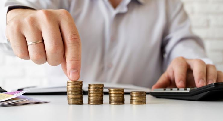 Ekkora fizetésemelések várhatóak a magyar munkaerőpiacon 2026-ban