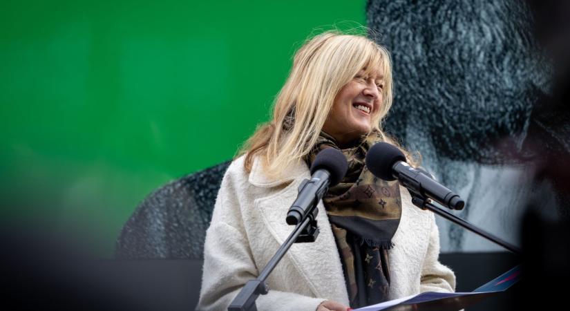 Schmidt Mária nem titkolódzhat tovább