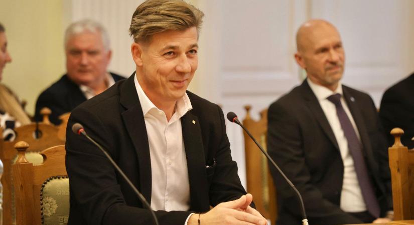 Barabás Botond vezethtei tovább a Szolnoki Szigligeti Színházat