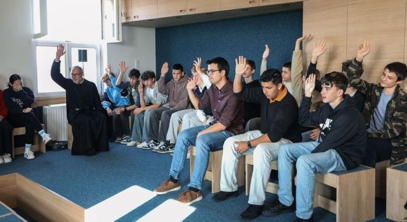 Nagy siker a kompetenciamérésen - Győr-Moson-Sopron oktatási intézményei az ország legjobbjai között