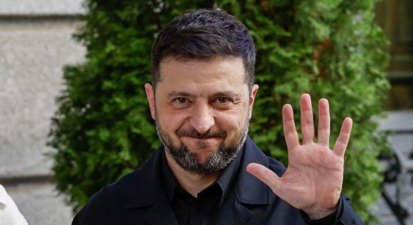 Von der Leyen ajándéka már Zelenszkij karácsonyfája alatt van: újabb euró-milliárdok érkeznek Ukrajnába