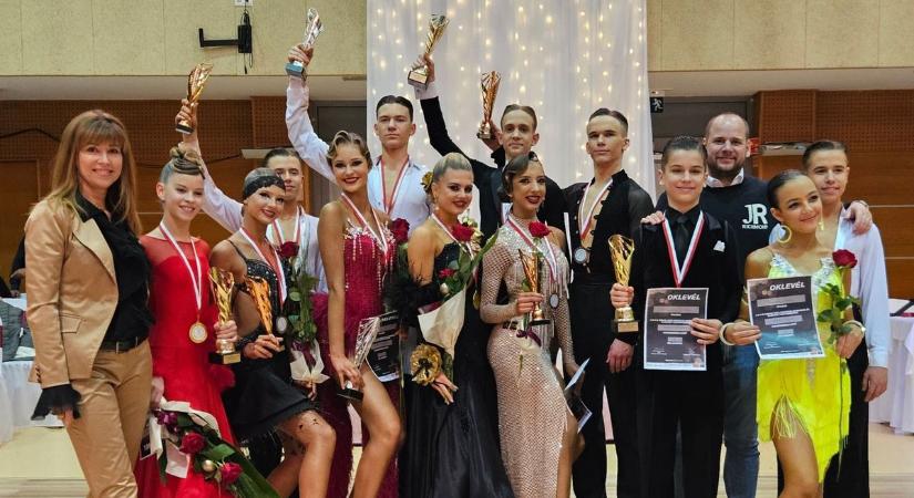 Három országos bajnoki címet zsebeltek be a LORIGO táncosai Békéscsabán