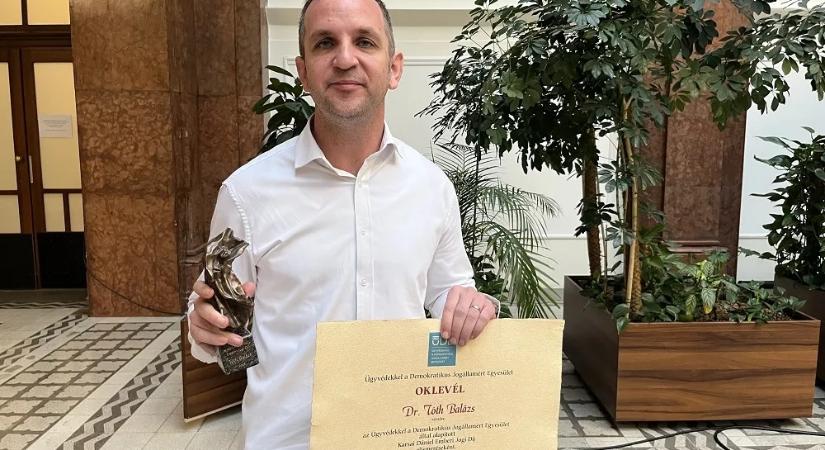 A börtönbizniszben érdekelt ügyvéd kapta az Emberi Jogi Díjat