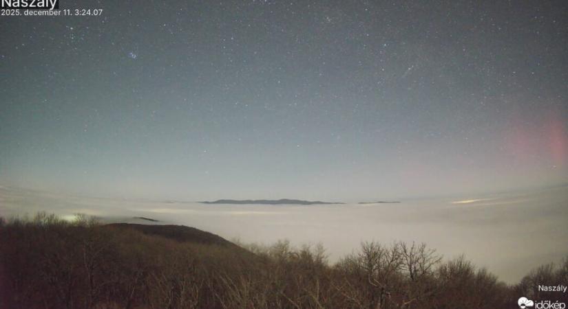 Sarki fény tűnt fel csütörtök hajnalban Magyarország fölött