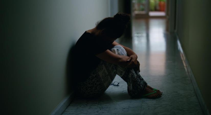 Jelentős szerepe van a családi háttérnek és a lakhatási válságnak a fiatalkorú bűnelkövetésben